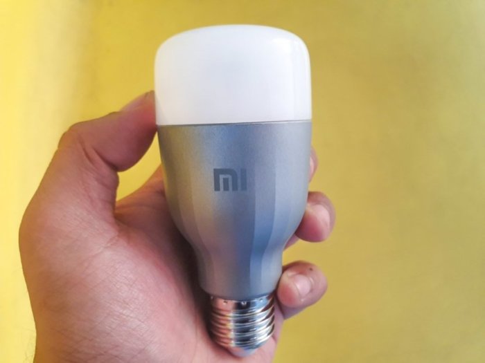 Xiaomi Mi Smart LED Bulb Essential (MJDPL01YL)